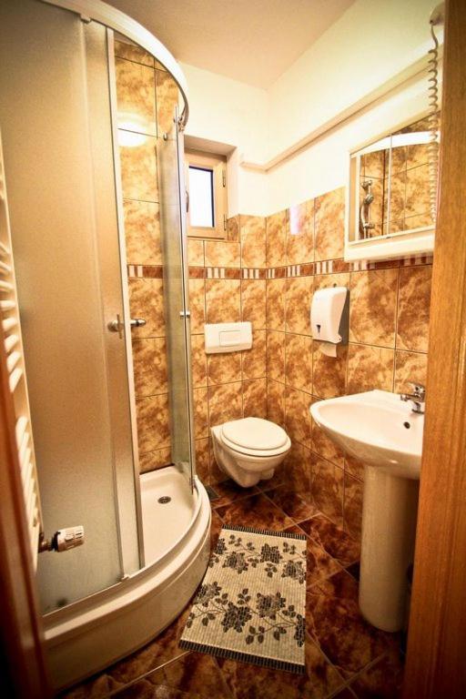 Kod Ribica Bed and Breakfast Jasenovac Buitenkant foto